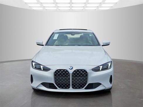 Used 2026 BMW 430i Coupe w/ Convenience Package image 2