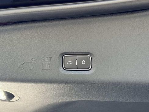 New 2026 Ford Expedition Active RWD image 12