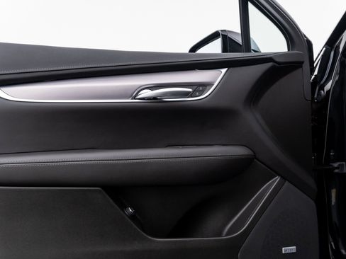 New 2026 Cadillac XT5 Luxury w/ LPO, Floor Liner Package AWD/4WD image 12