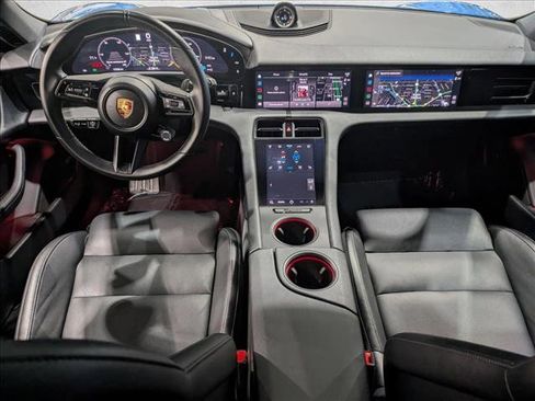 Used 2022 Porsche Taycan 4 Cross Turismo AWD/4WD image 18
