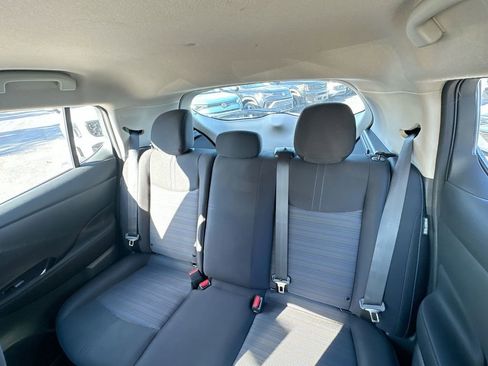 Used 2024 Nissan Leaf SV Plus image 32