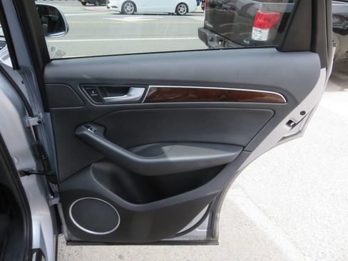 Used 2016 Audi Q5 2.0T Premium Plus w/ Technology Package image 29