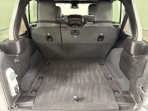 Used 2024 Jeep Wrangler Sahara w/ Safety Group image 19