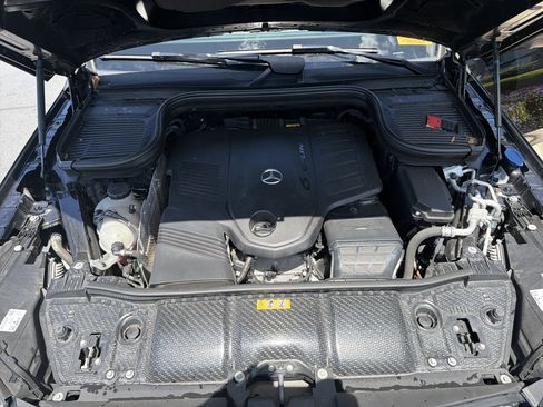 Certified 2023 Mercedes-Benz GLS 450 4MATIC image 37