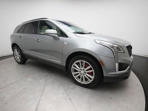 Used 2024 Cadillac XT5 Sportv AWD/4WD image 39