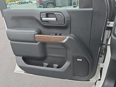 Used 2020 Chevrolet Silverado 1500 High Country w/ Technology Package image 30