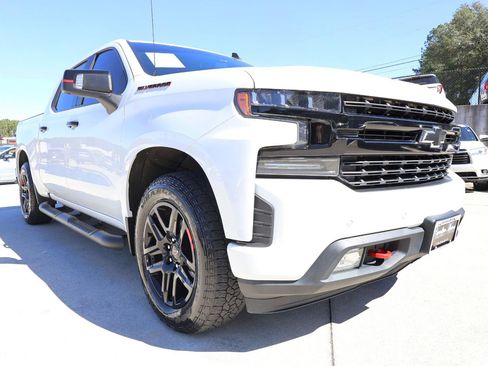 Used 2021 Chevrolet Silverado 1500 RST w/ Redline Edition AWD/4WD image 9