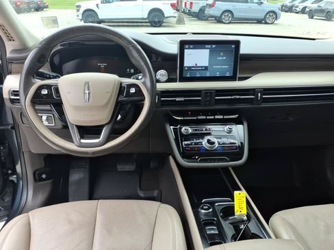 Used 2021 Lincoln Corsair Reserve w/ Equipment Group 201A AWD/4WD image 15