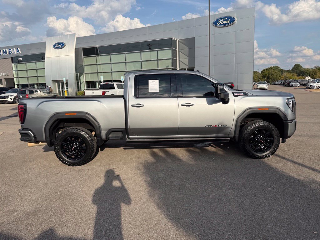 Used 2025 GMC Sierra 2500 AT4 w/ AT4 Premium Plus Package AWD/4WD image 6