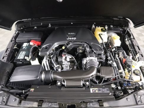 Used 2021 Jeep Wrangler Unlimited Sport image 29