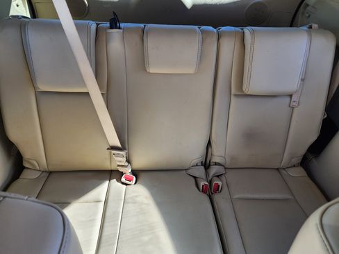 Used 2016 Toyota Highlander Limited image 18