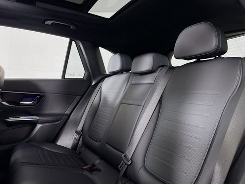New 2026 Mercedes-Benz GLC 300 image 7
