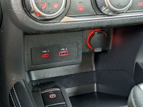 Used 2023 Nissan Kicks SV image 25