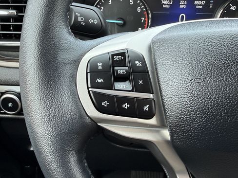 Used 2023 Ford Explorer Limited w/ Equipment Group 301A AWD/4WD image 24