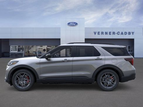 New 2026 Ford Explorer ST-Line w/ ST-Line Street Pack image 3