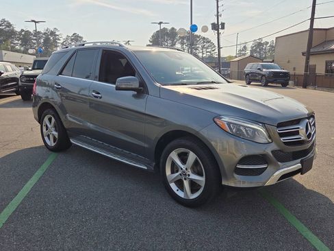 Used 2017 Mercedes-Benz GLE 350 4MATIC image 1