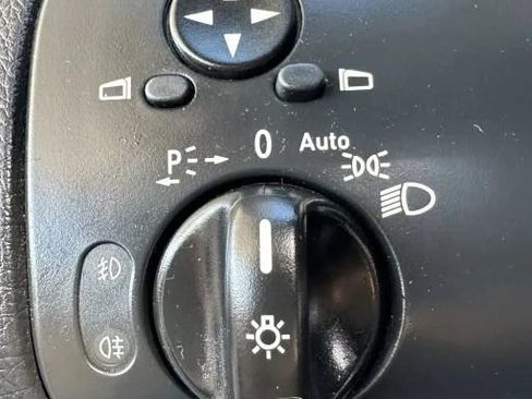 Used 2007 Mercedes-Benz CLK 350 Cabriolet image 37