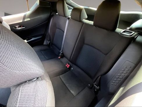 Used 2019 Toyota C-HR LE FWD image 19