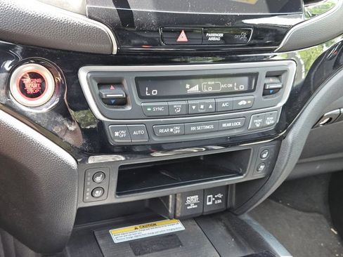 Used 2020 Honda Passport Elite image 13