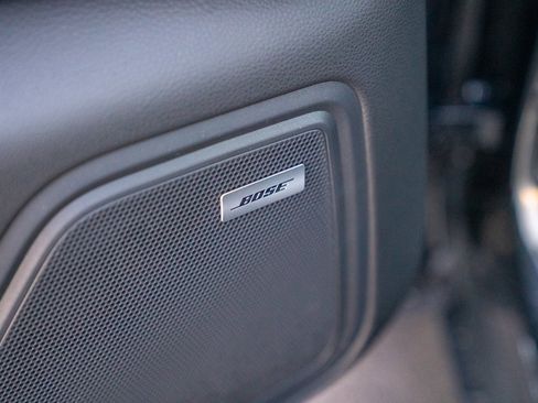 New 2026 Porsche Macan image 11