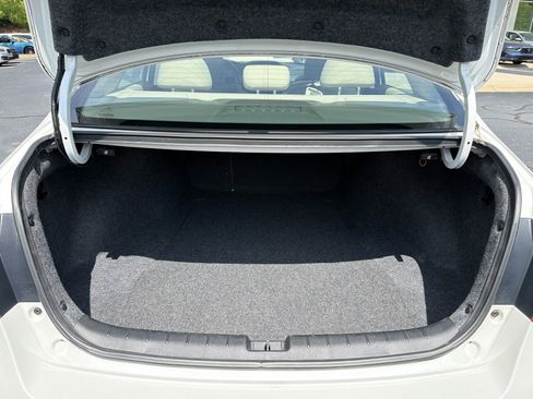 Used 2017 Honda Accord EX-L image 24