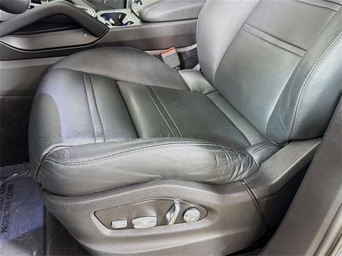 Used 2019 Porsche Cayenne image 9