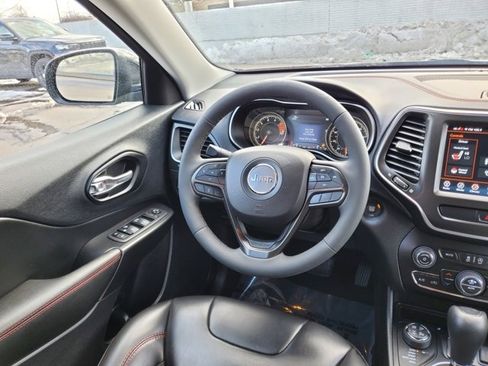 Certified 2022 Jeep Cherokee Trailhawk image 7