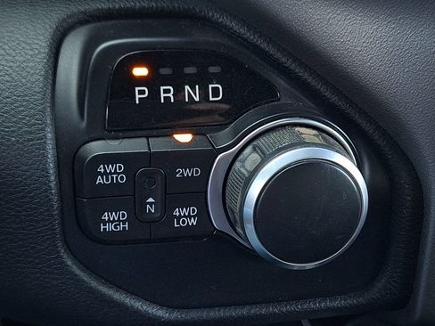 Used 2020 RAM 1500 Big Horn AWD/4WD image 24