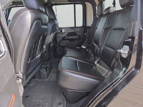 Certified 2022 Jeep Gladiator Mojave w/ LED Lighting Group image 22