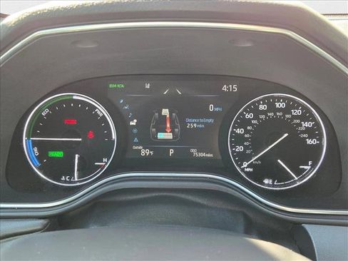 Used 2021 Toyota Avalon Limited image 11