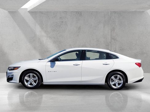 Used 2023 Chevrolet Malibu LS FWD image 8