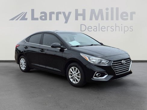 Used 2022 Hyundai Accent SEL w/ Cargo Package FWD image 6