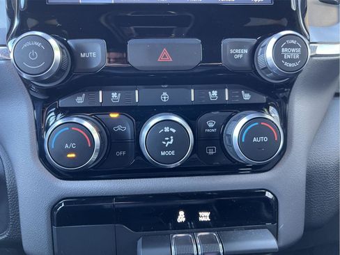 Used 2023 RAM 1500 Laramie image 23