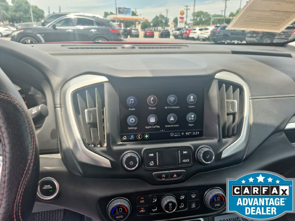 Used 2024 GMC Terrain SLT w/ Elevation Edition FWD image 17