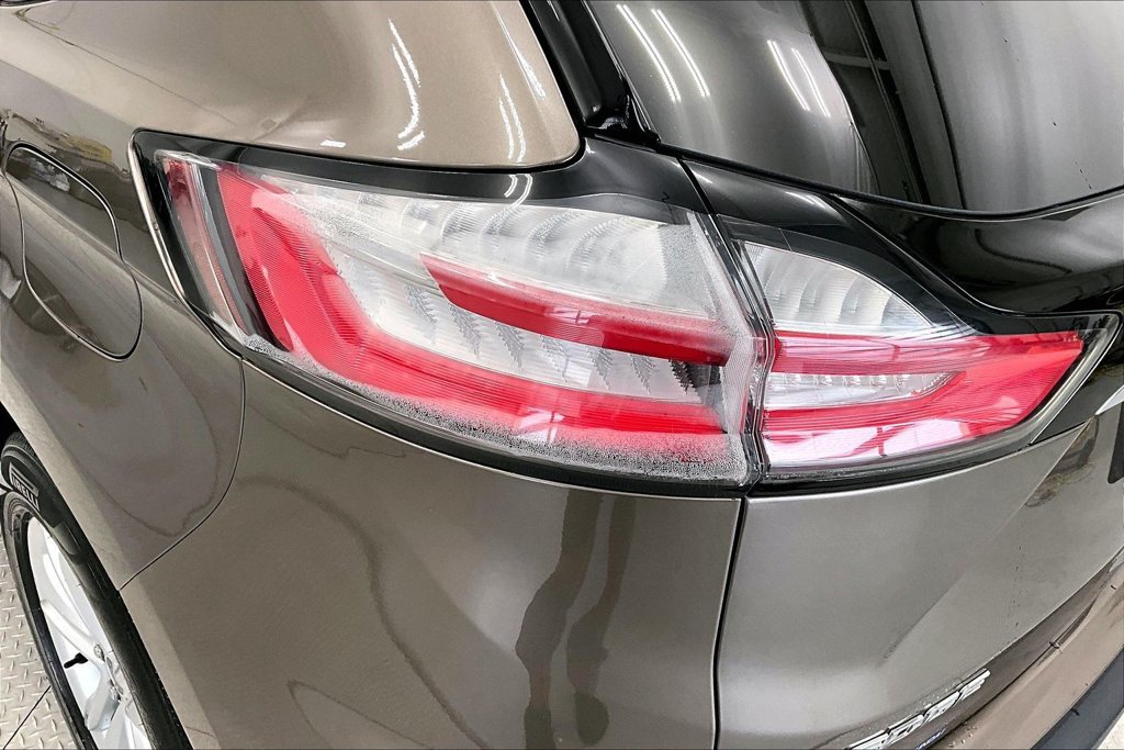 Used 2019 Ford Edge SEL w/ Equipment Group 201A AWD/4WD image 30