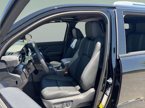 New 2026 Toyota 4Runner Limited AWD/4WD image 28