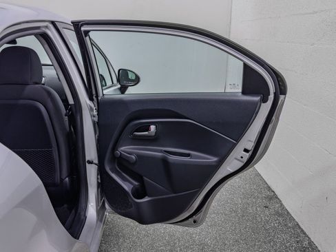 Used 2016 Kia Rio LX image 15