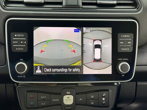 Used 2025 Nissan Leaf SV Plus image 25