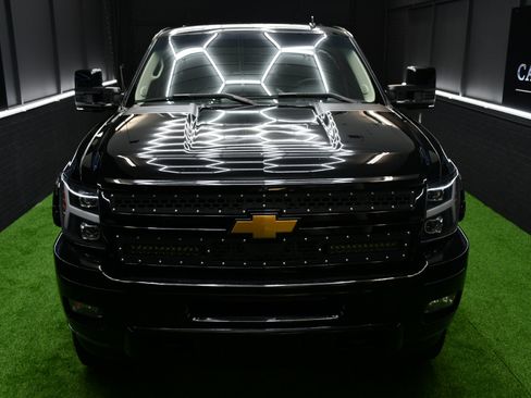 Used 2014 Chevrolet Silverado 2500 LTZ w/ LTZ Plus Package image 5