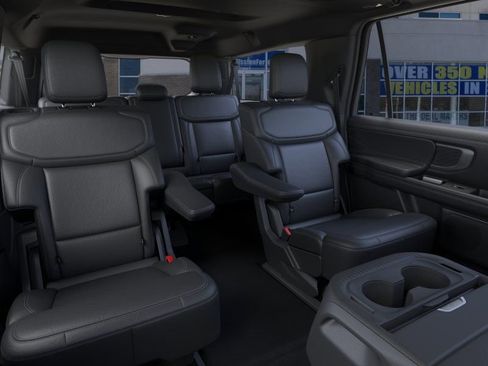 New 2025 Ford Expedition Max Platinum w/ Stealth Appearance Package AWD/4WD image 11