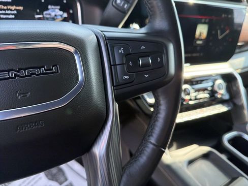 Used 2025 GMC Sierra 3500 Denali Ultimate AWD/4WD image 23