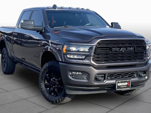 Used 2021 RAM 2500 Limited AWD/4WD image 3