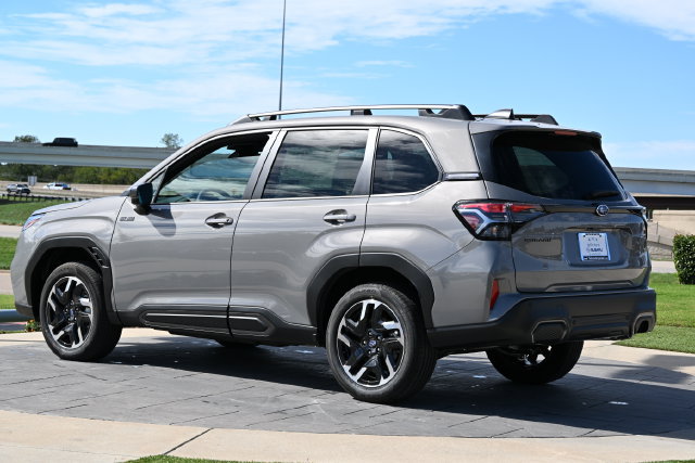 New 2026 Subaru Forester Touring AWD/4WD image 5