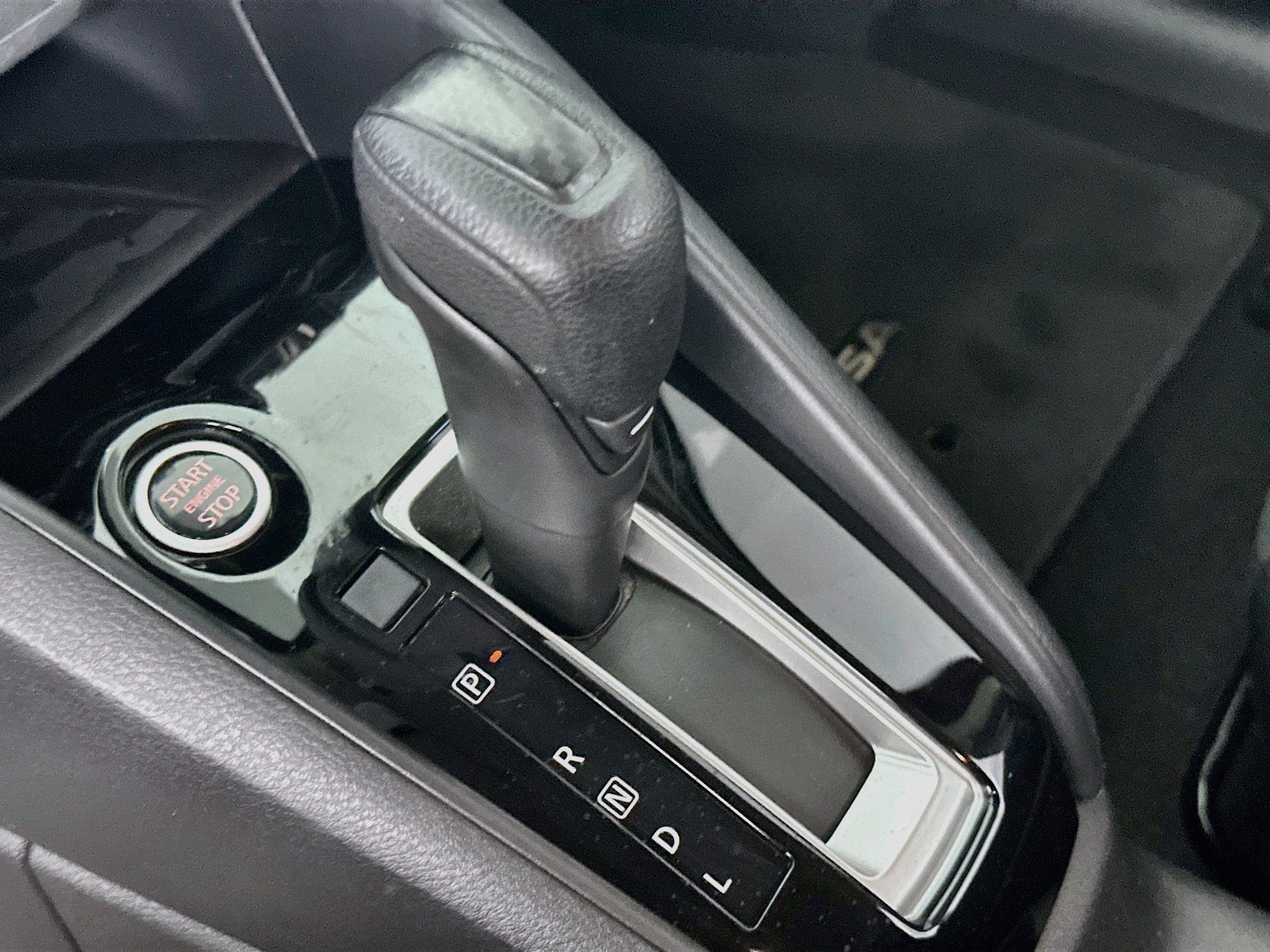 Used 2025 Nissan Versa SV FWD image 24