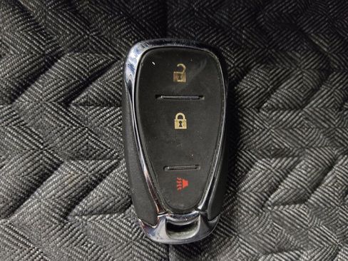 Used 2023 Chevrolet Equinox LT image 32