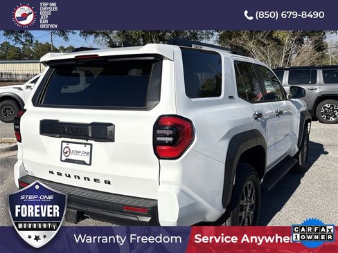 Used 2025 Toyota 4Runner SR5 image 5