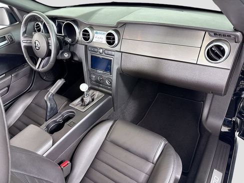 Used 2009 Ford Mustang Shelby GT500 RWD image 25
