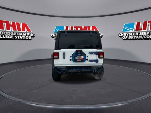 Used 2023 Jeep Wrangler Unlimited Sport AWD/4WD image 7