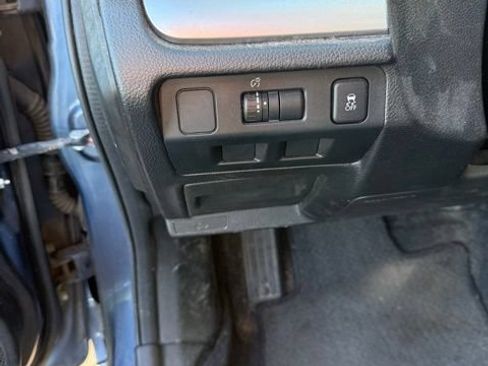 Used 2013 Subaru Impreza 2.0i AWD/4WD image 13