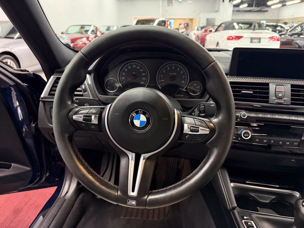 Used 2018 BMW M3 RWD image 35